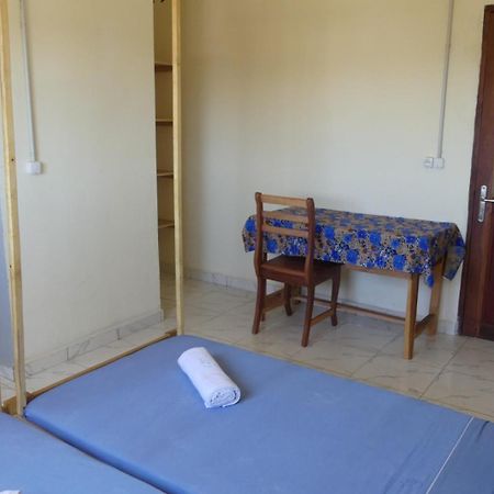 Centre Lucien Botovasoa Bed & Breakfast Antsiranana Bagian luar foto